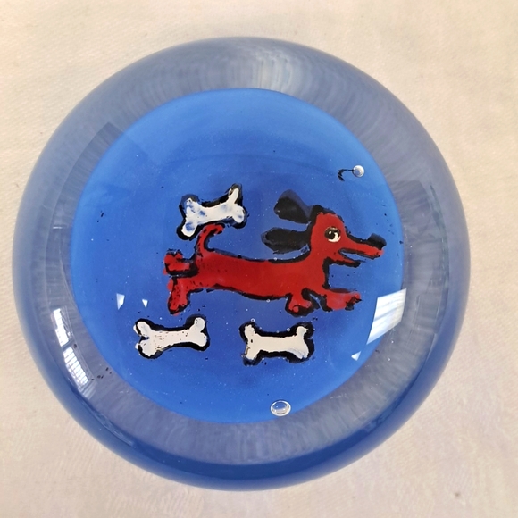 Vintage Art glass Dauchund paperweight - Picture 1 of 6
